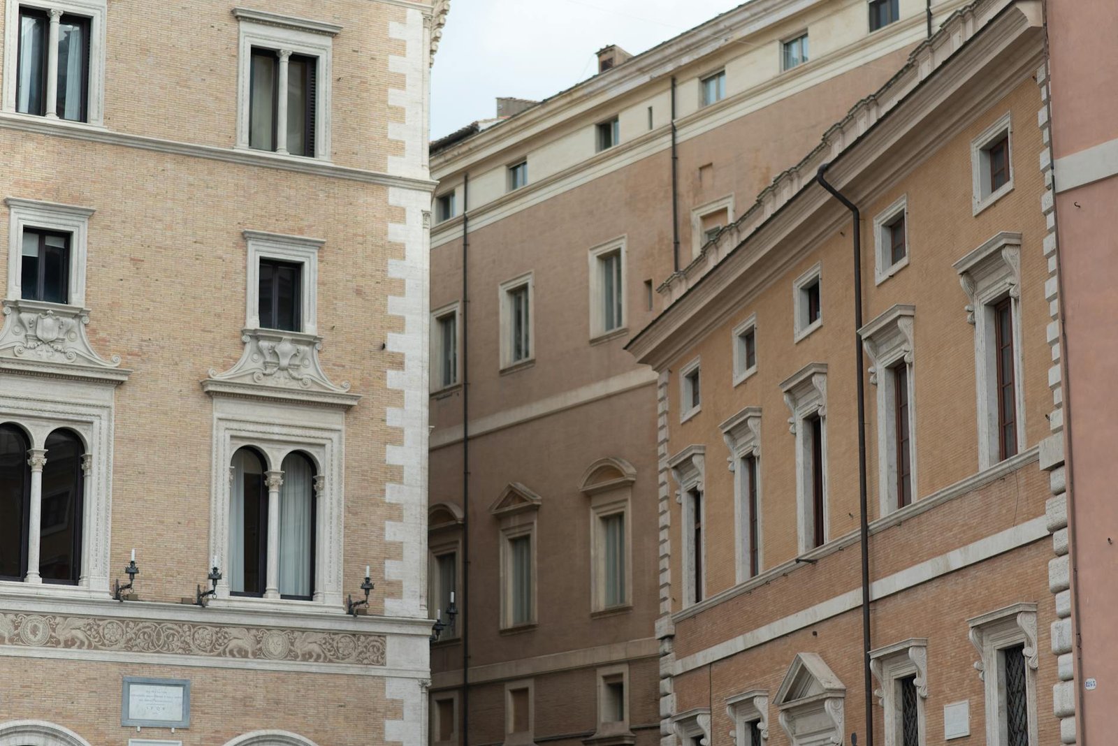 Vrbs Roma Constantinople Mint: The Coin That Captured an Empire’s Greatest Myth in Bronze